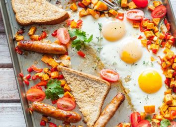 Easiest Full Sheet Pan Breakfast