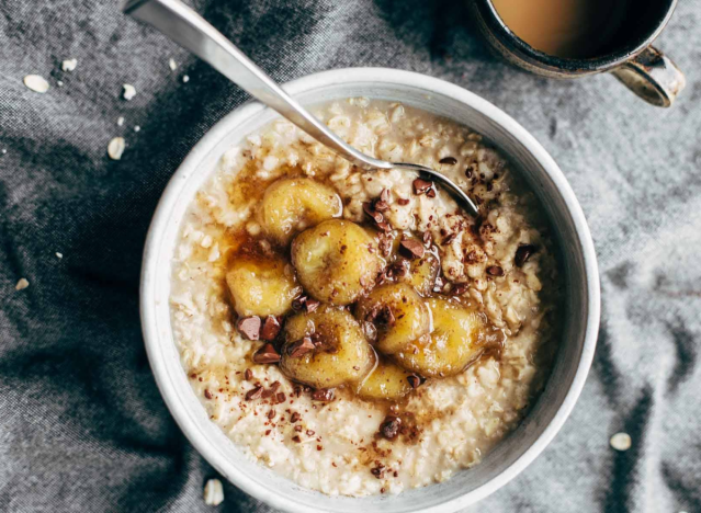 21 Cozy Oatmeal Recipes Perfect for Weight Loss This Fall — Eat This ...
