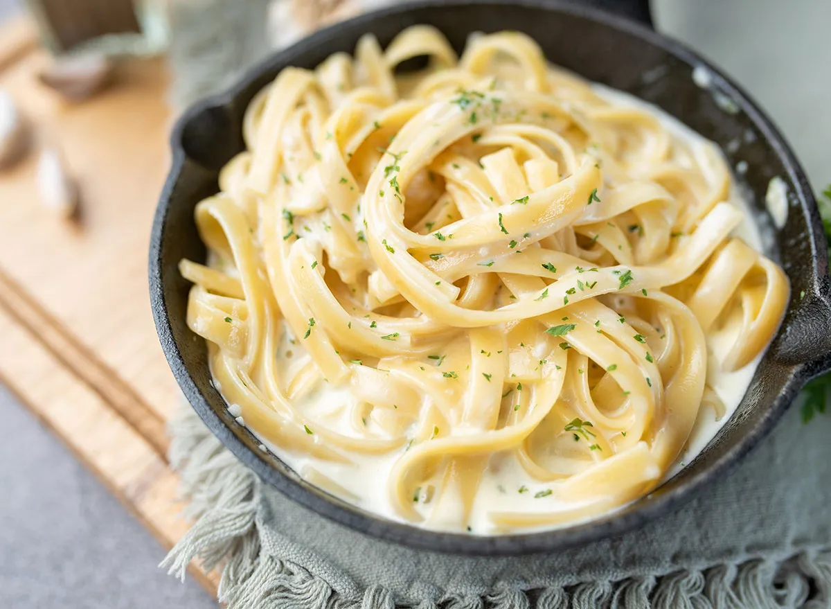 fettuccine alfredo