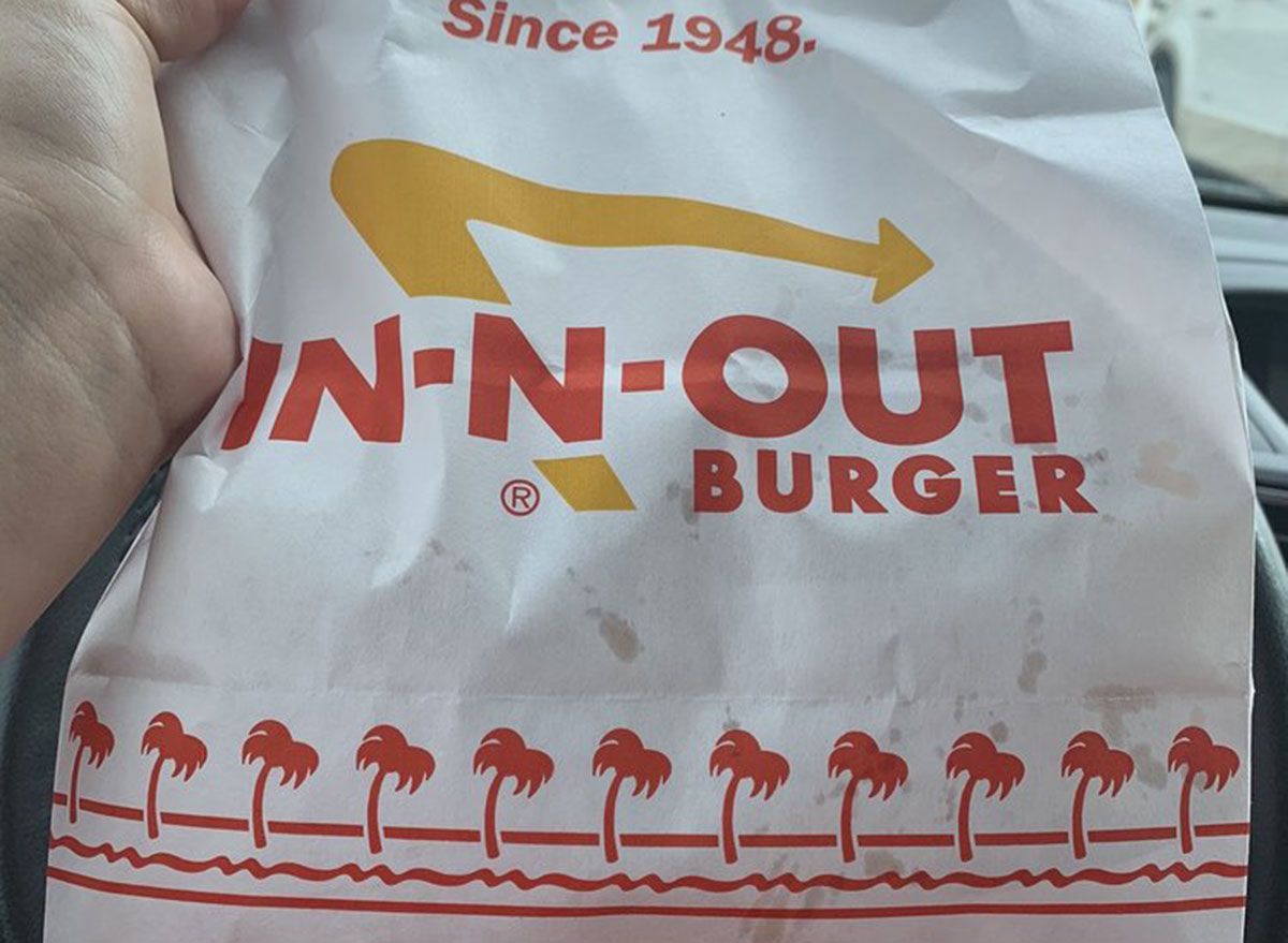 in n out takeout bag