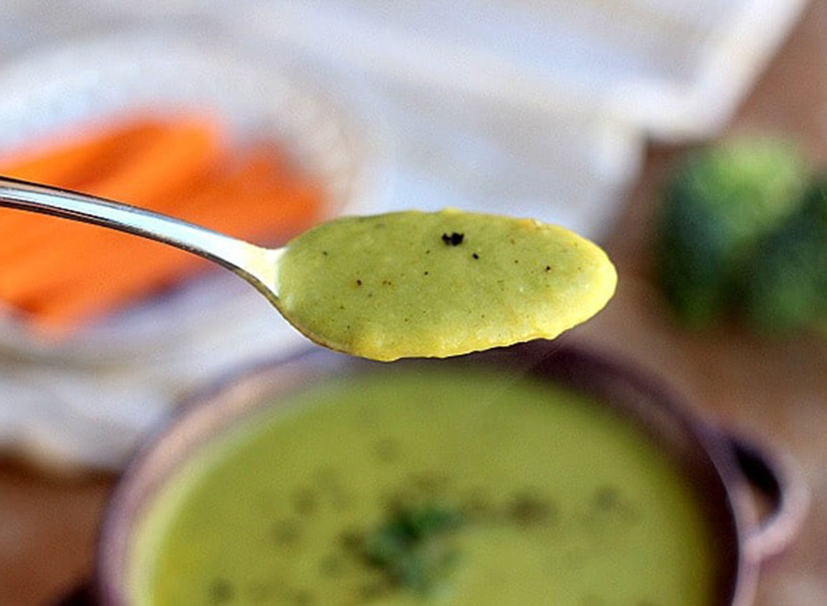 low carb cheesy broccoli soup