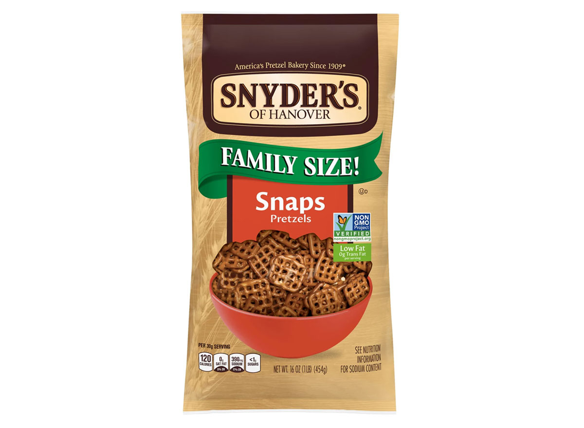 snyders snaps pretzels