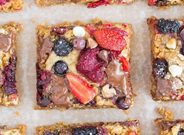 vegan oatmeal breakfast bake