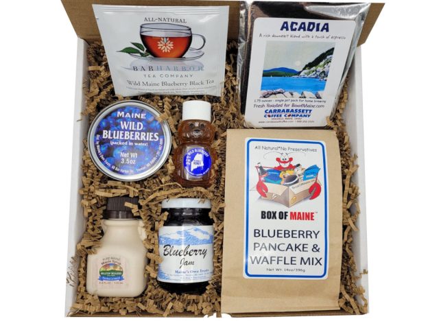 Wild Maine blueberry breakfast box