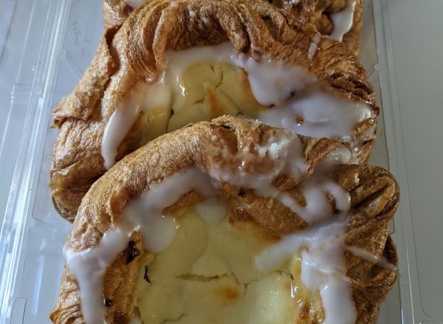 Cheese danish