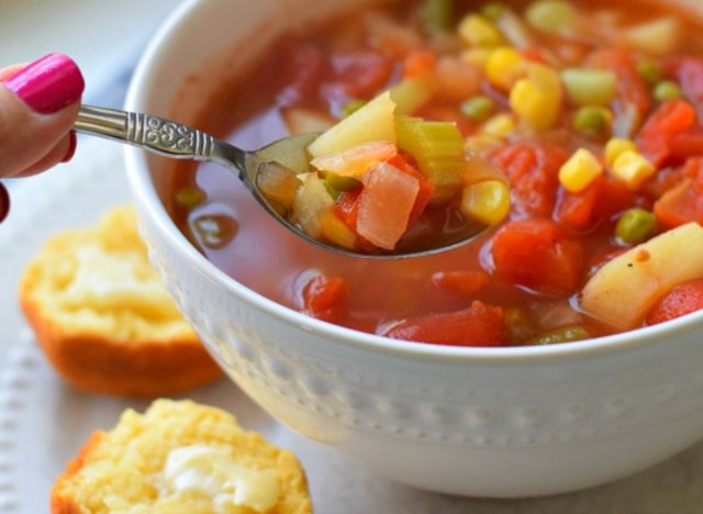 Copycat Cracker Barrel Vegetable Soup