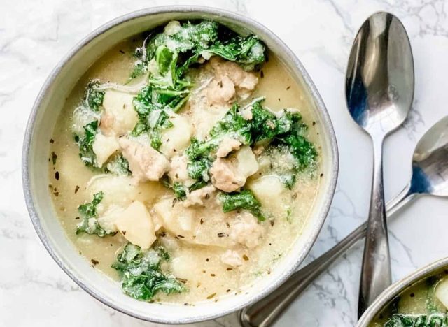 Copycat Olive Garden Zuppa Toscana Soup