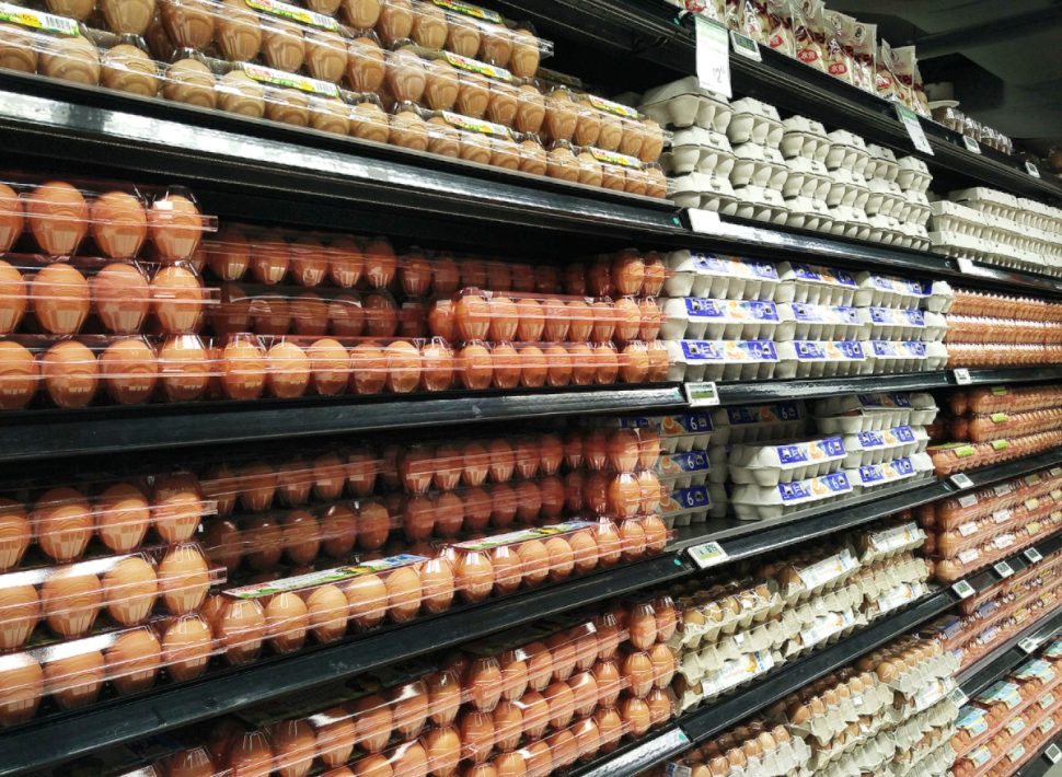America's Largest Grocery Chain Just Made a Big Change to Its Eggs