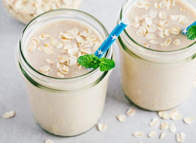 banana oat smoothie