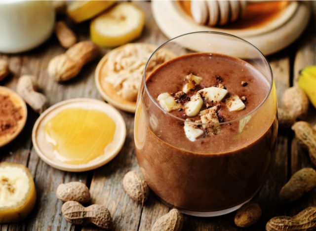 chocolate peanut butter smoothie