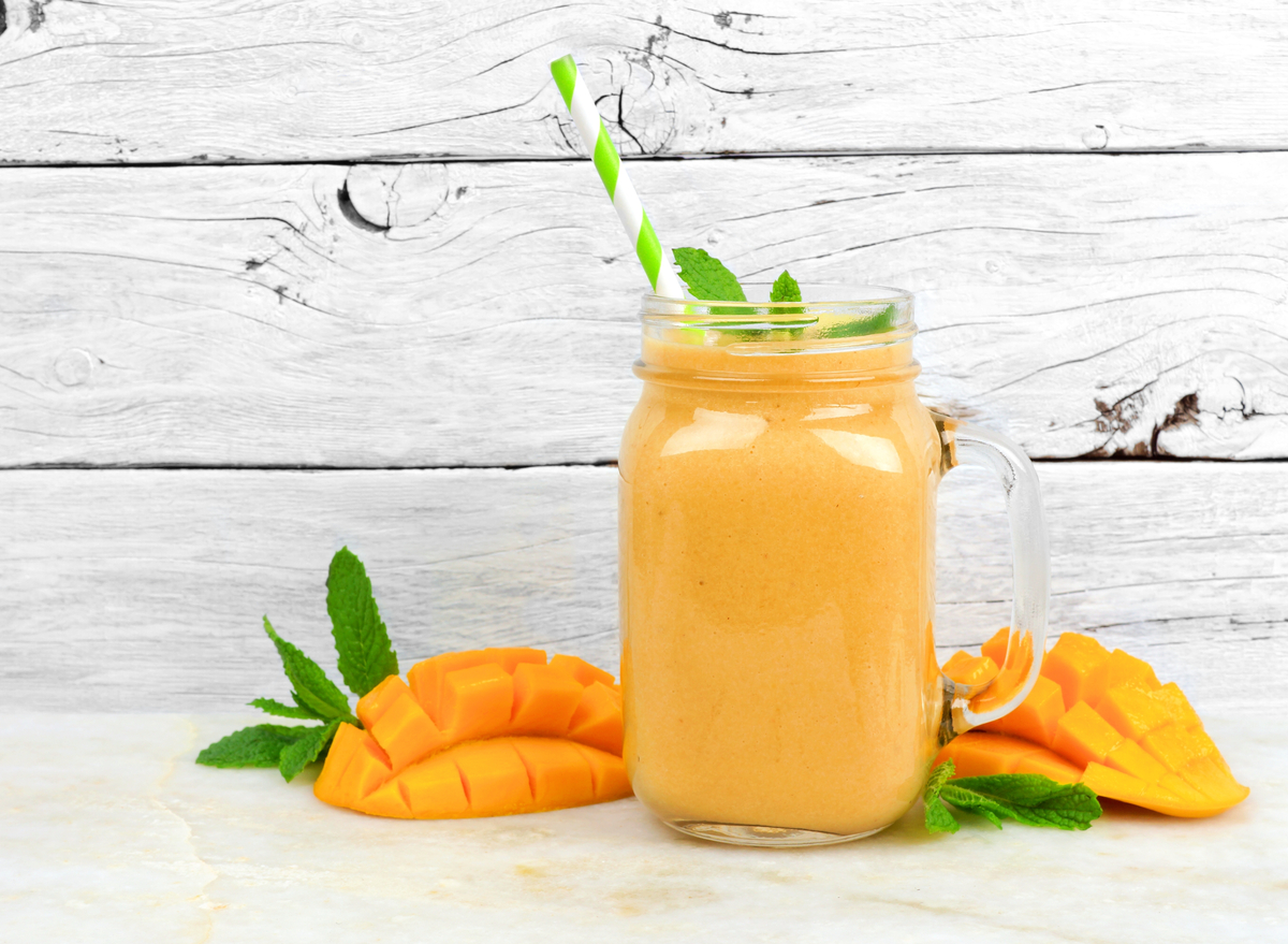 mango smoothie