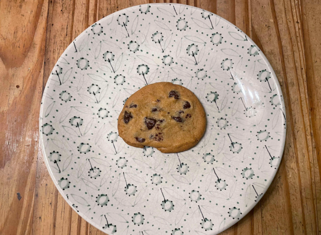 nestle cookie on a printed plate. 