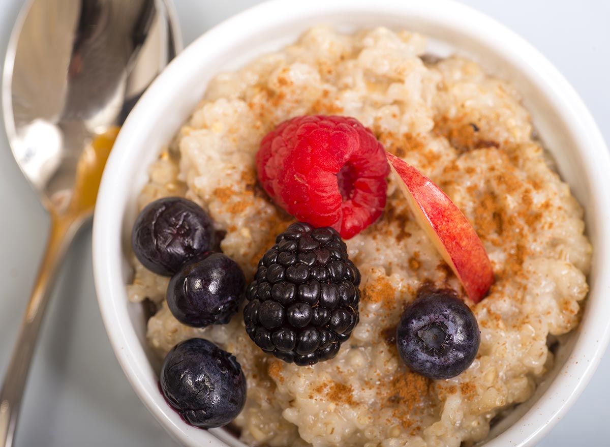 steel cut oatmeal with berries