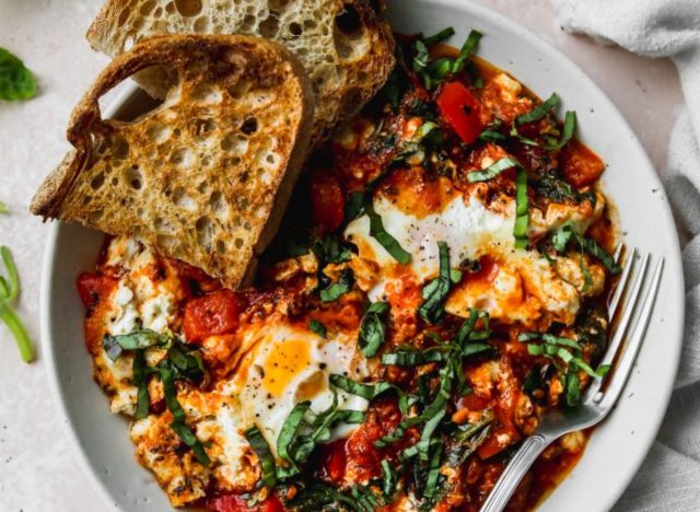 stovetop shakshuka