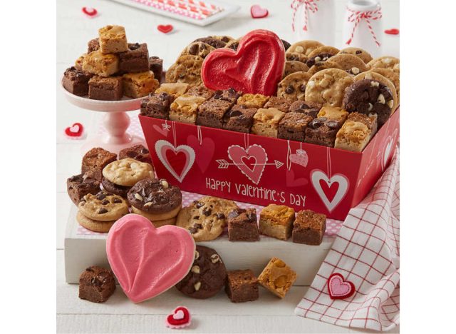 Costco Mrs. Fields Happy Valentine's Day Crate