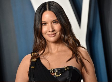 Olivia Munn Opens Up About Breastfeeding Struggles