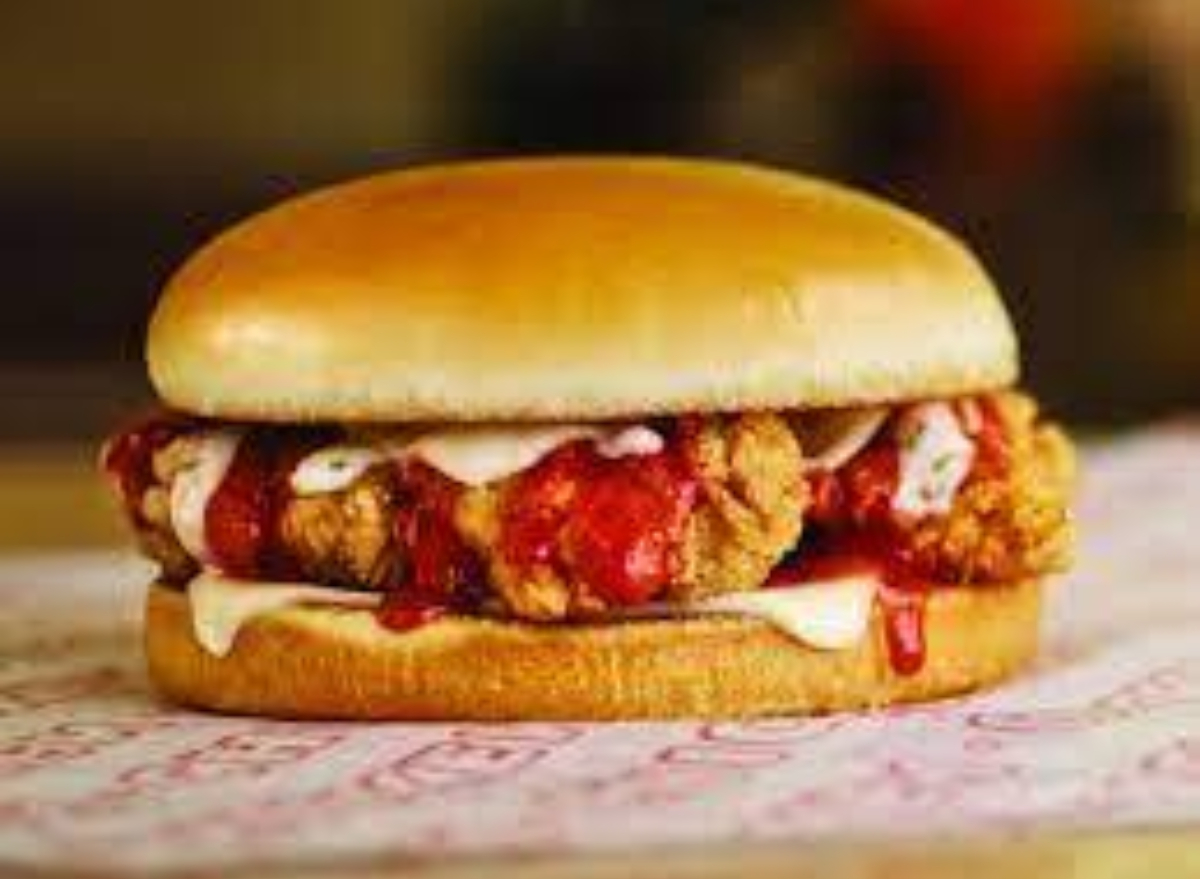 buffalo ranch chicken strip sandwich