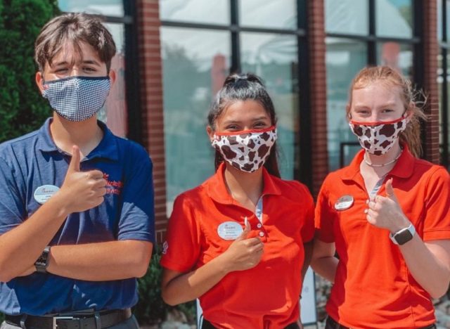 chick-fil-a-employees