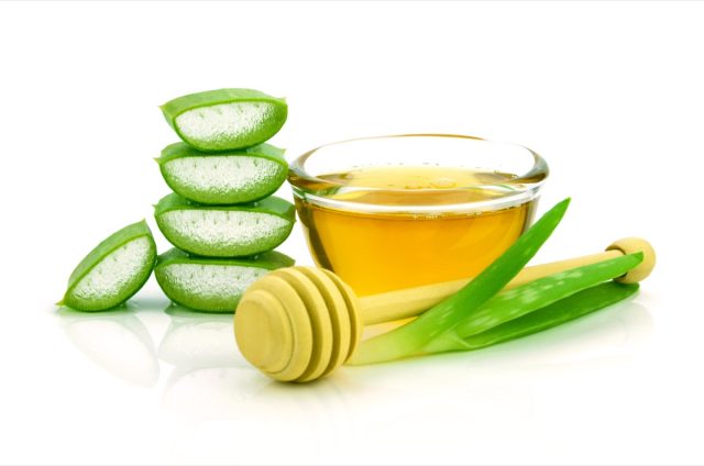 Aloe vera hair and face treatment paste mask ingredients.