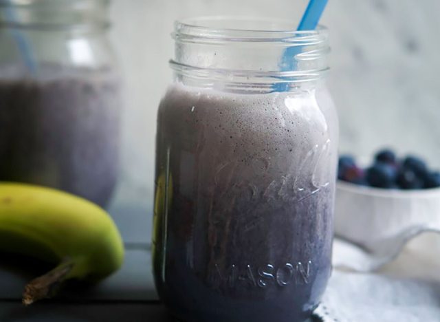 nutrition twins blueberry chai protein smoothie