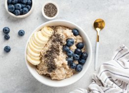 oatmeal with blueberries, bananas, and chia seeds