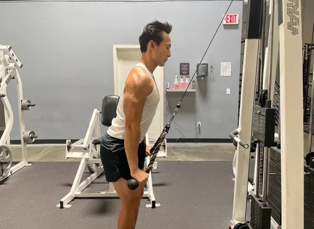 rope tricep extensions
