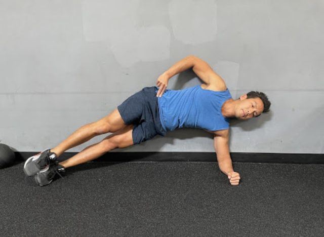 abdominal exercise with side plank