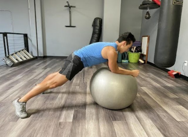 stability ball stir the pot ab exercise