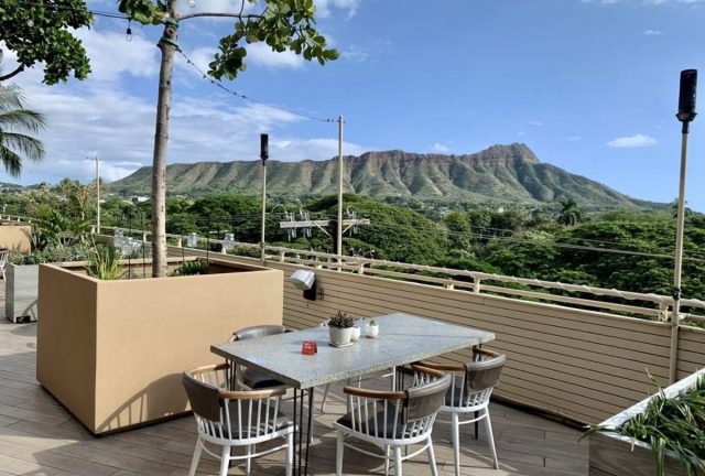 hawaii outdoor seating