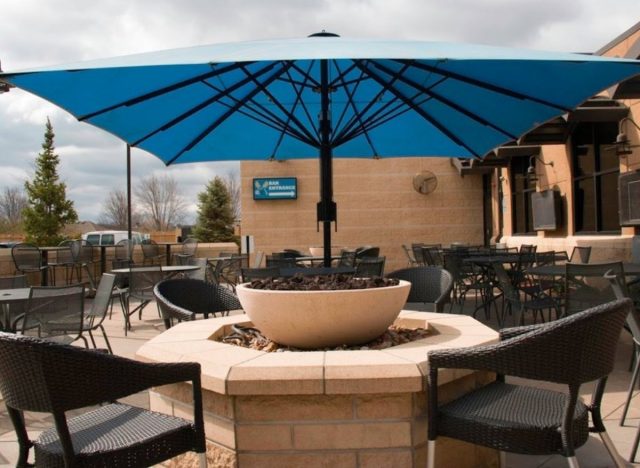 kansas outdoor seating