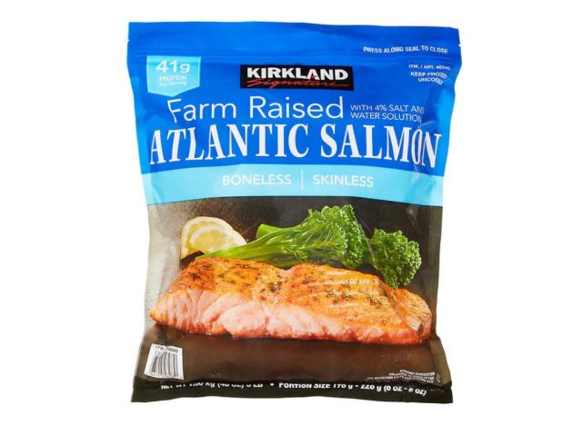 kirkland's signature farm raised atlantic salmon