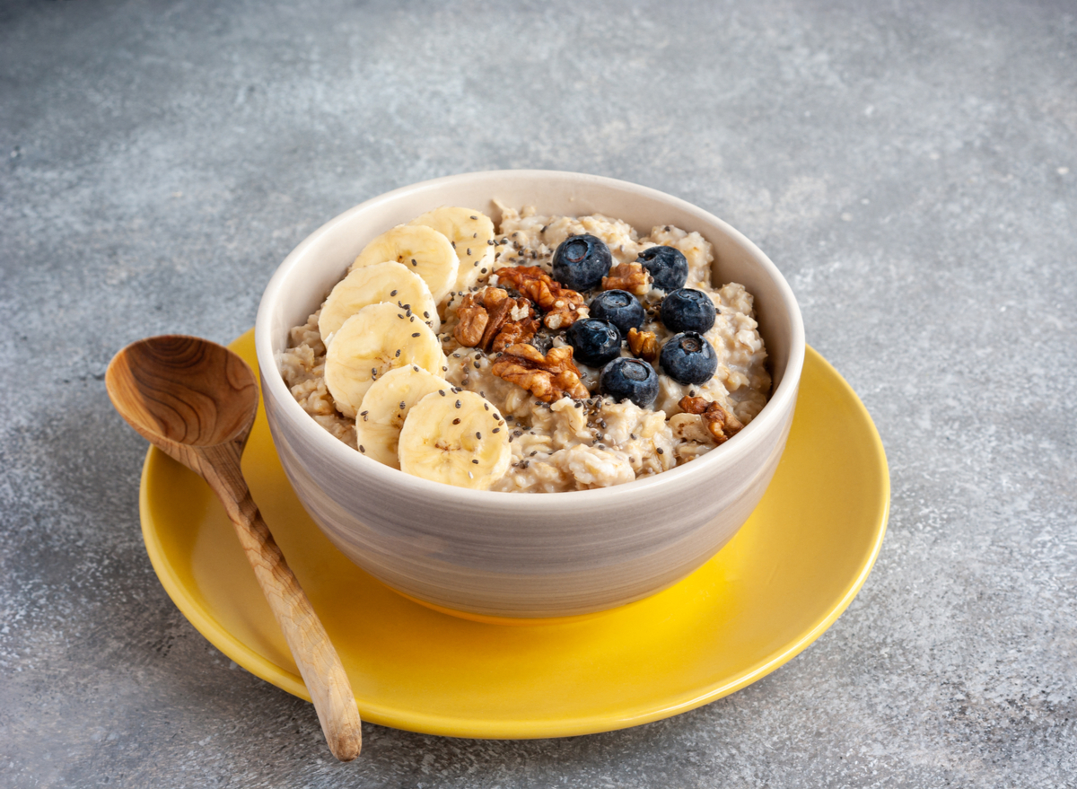 One Major Effect Oatmeal Has On Your Cholesterol, Says Dietitian — Eat