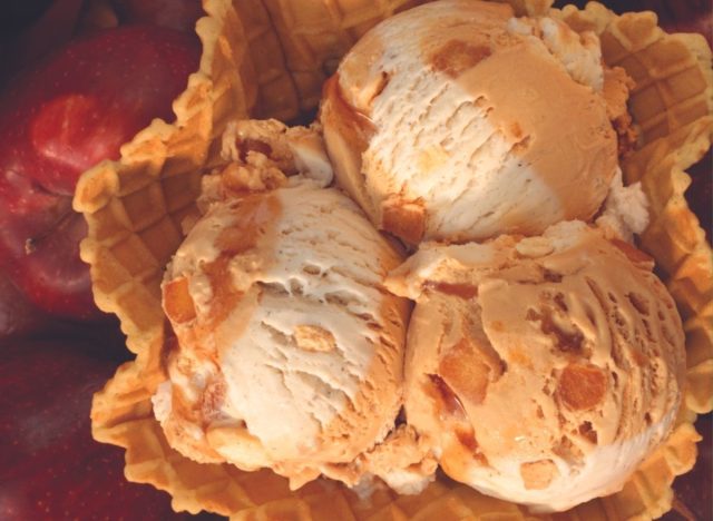 Baskin-Robbins Apple Pie À la Mode