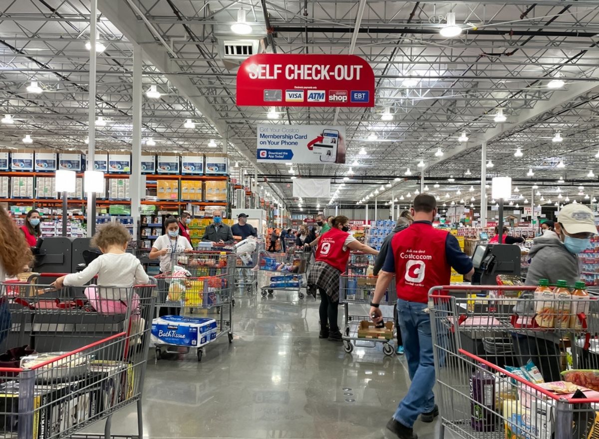 costco workers