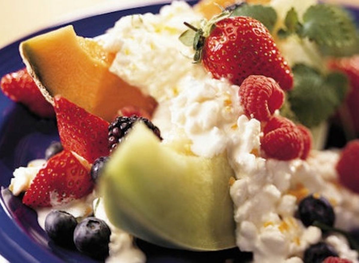 cottage cheese oats fruit