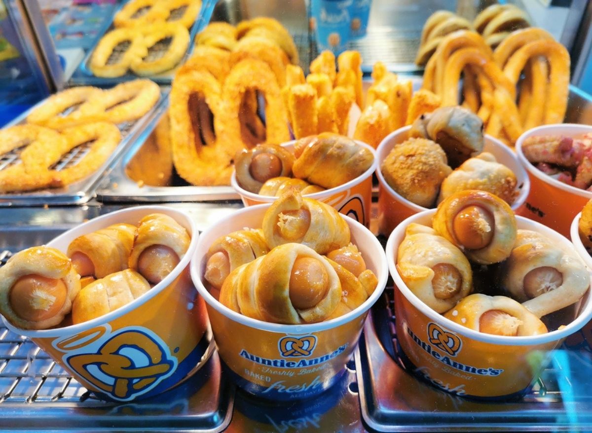 pretzels saturated fat