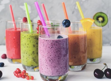 9 Best Smoothie Fruits for Weight Loss