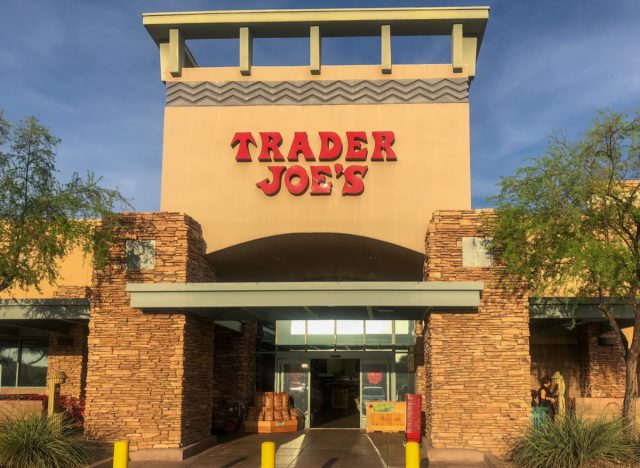 trader joe's storefront