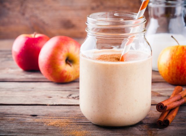 apple cinnamon smoothie