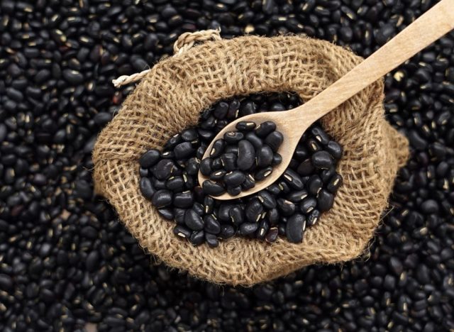 black beans, healthy carbs for weight loss