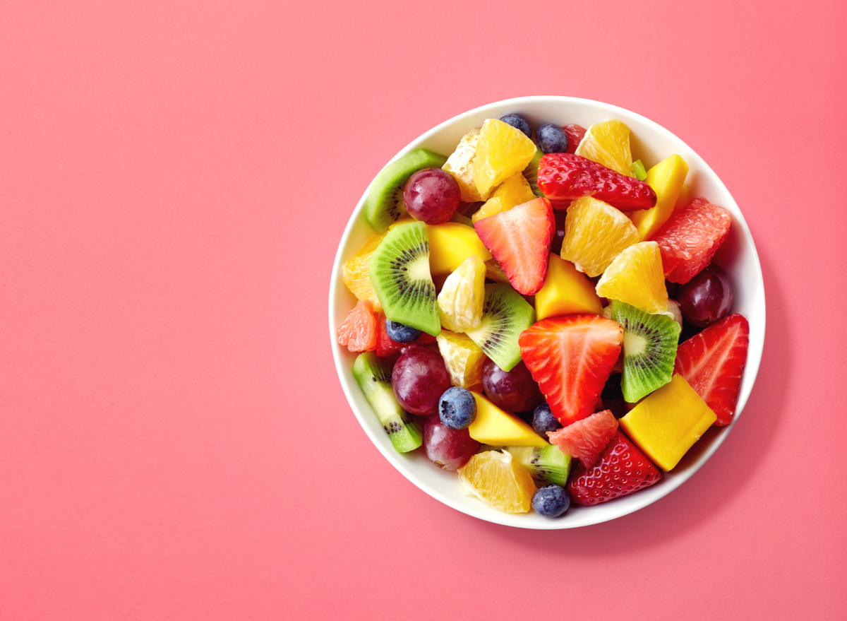 6 Incredible Effects of Eating Fruit Every Day, Say Dietitians — Eat