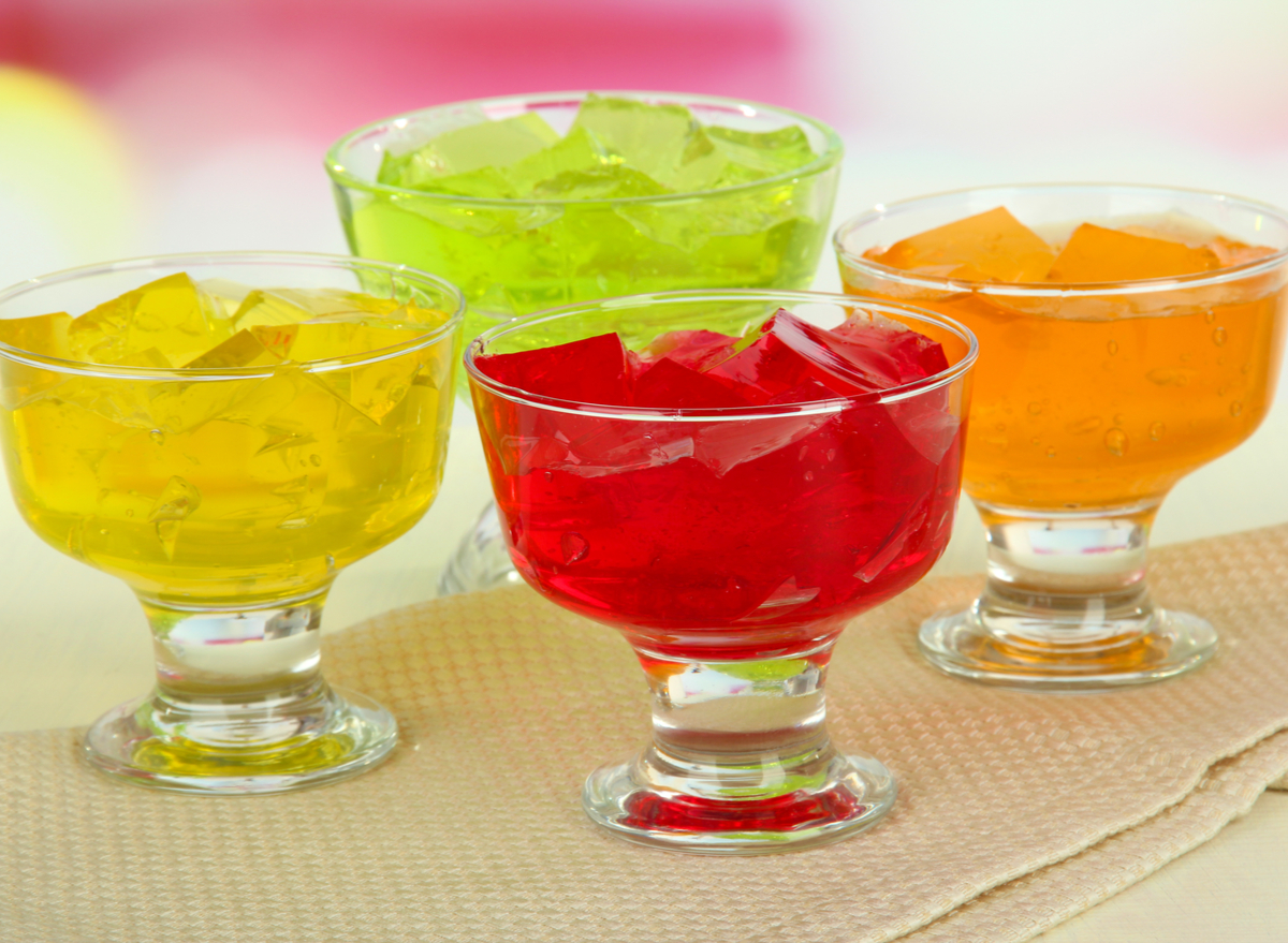 What are artificial flavors? And why they are in your food eat this, not this Review Guruu