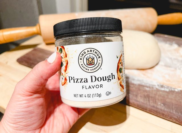 holds container for pizza dough flavor