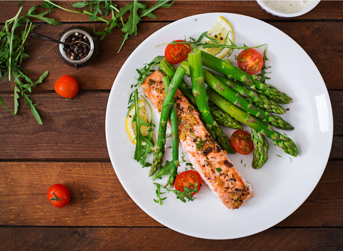 salmon and asparagus