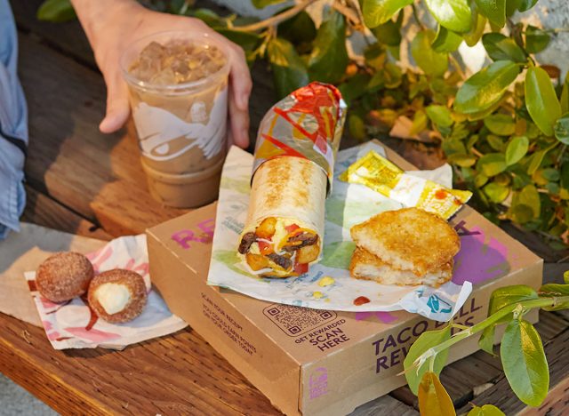 taco bell $5 breakfast box with steak burrito