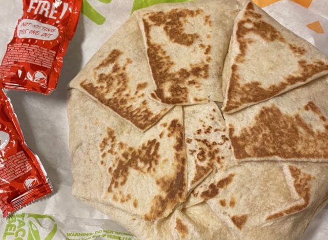 taco bell crunchwrap supreme