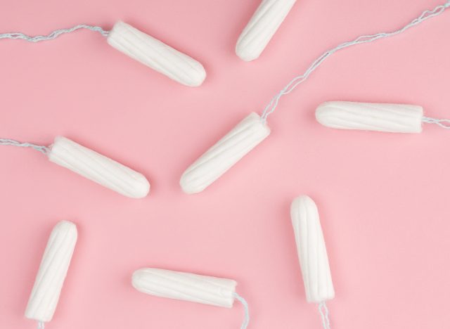 organic tampons pink background