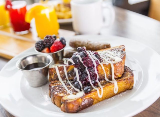 toast berry french toast