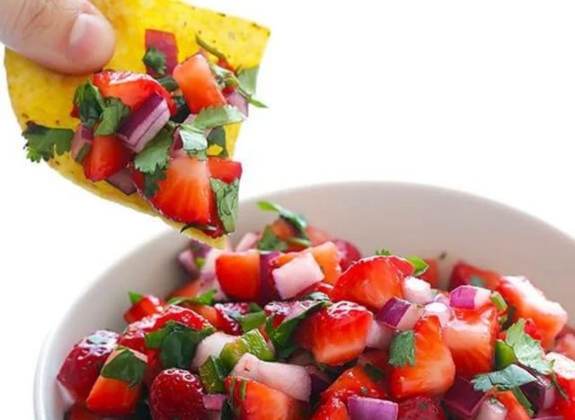 5-Ingredient-Strawberry-Salsa
