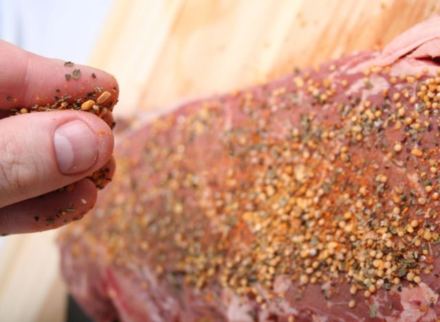 Copycat Texas Roadhouse Steak Rub - The Cozy Cook